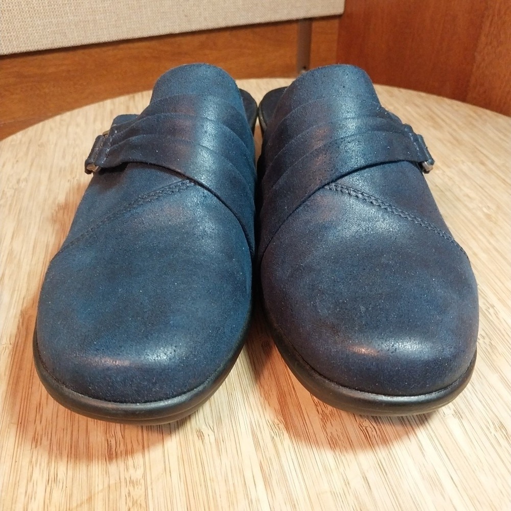 Wear Ever Womens Doriz Navy Blue Comfort Mules Size 8.5M Doleman Slip-On Shoes - Picture 3 of 9